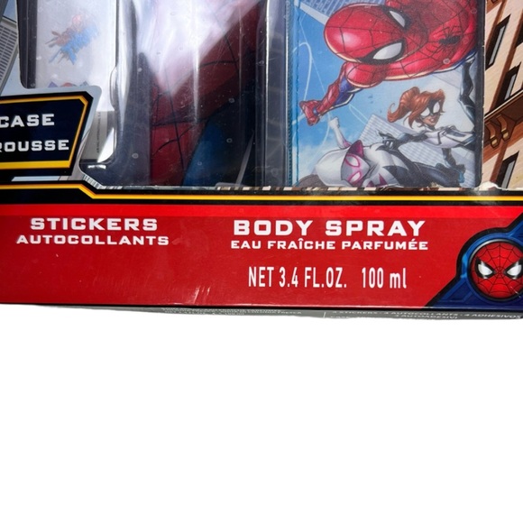 NIB Spiderman Gift Set For Kids - Body Spray, Case & Stickers - Picture 8 of 8